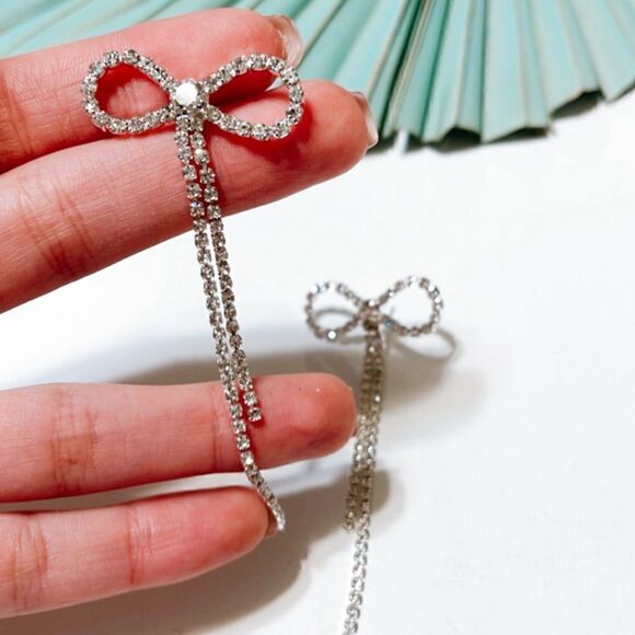 Silver diamond bow earrings S74 - Picture 3 of 3